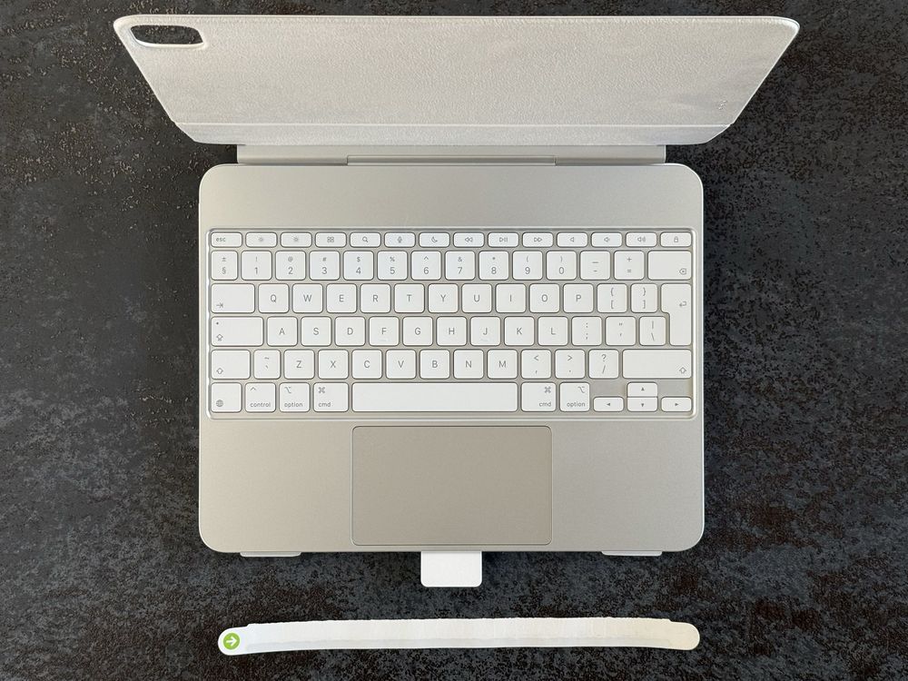 Magic Keyboard iPad Pro 13-inch (M4) International