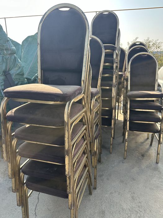 Стулья продается