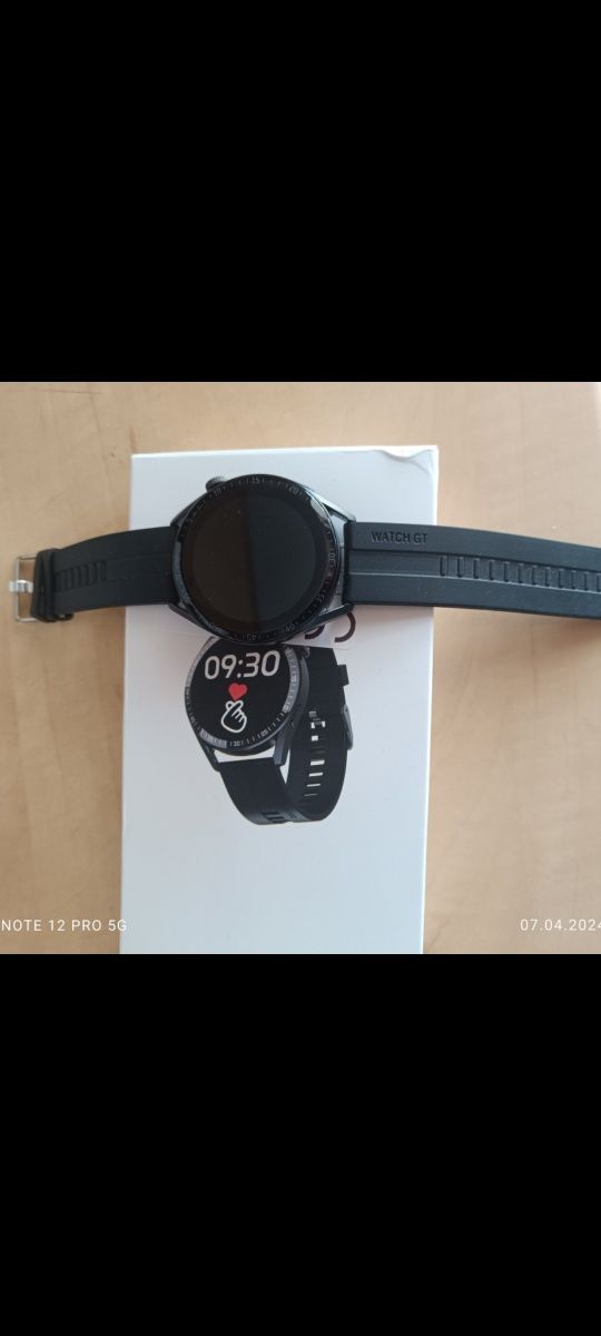 Vând ceas smart watch negru