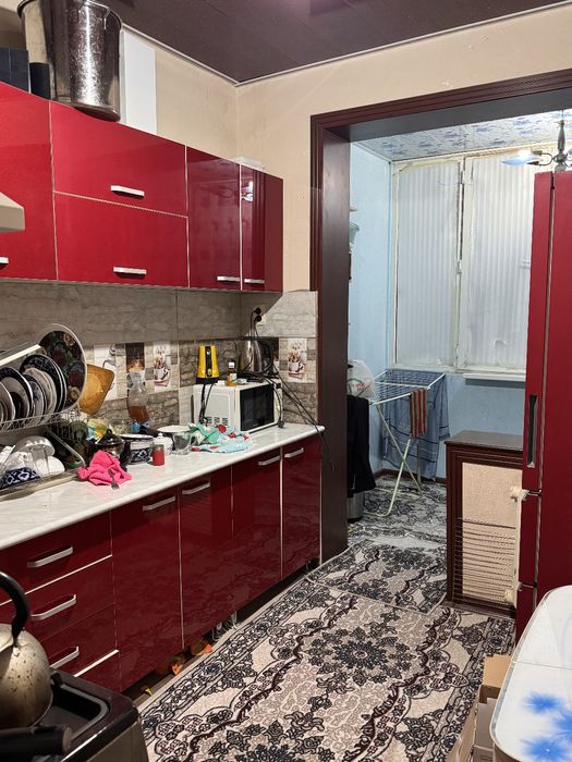 3 хонали уй , гул бозор