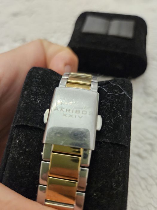 Дамски часовник Akribos XXIV Diamond