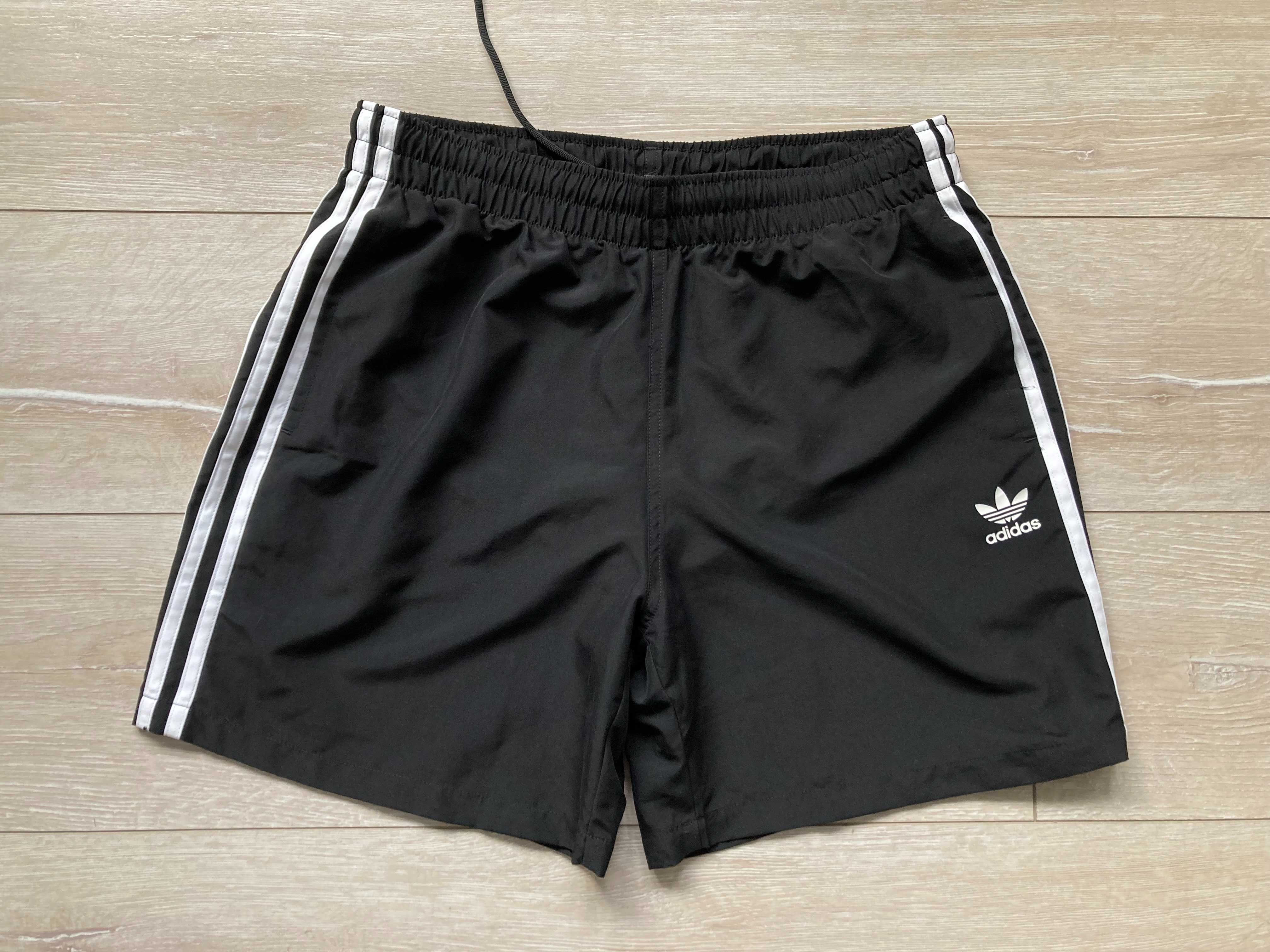 Адидас Adidas Originals 3 Stripe къси панталони къс панталон шорти М