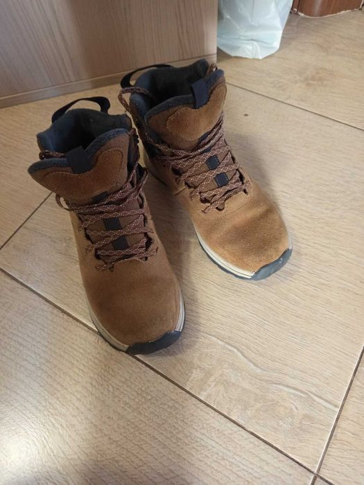 Зимни обувки за момче, номер 36