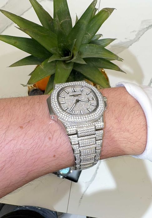 patek philippe nautilus сребро/пълен диамант