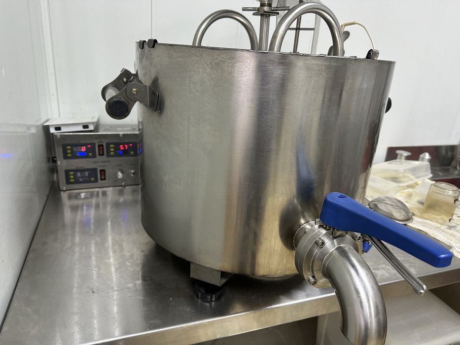 Капсулятор для бесшовных капсул