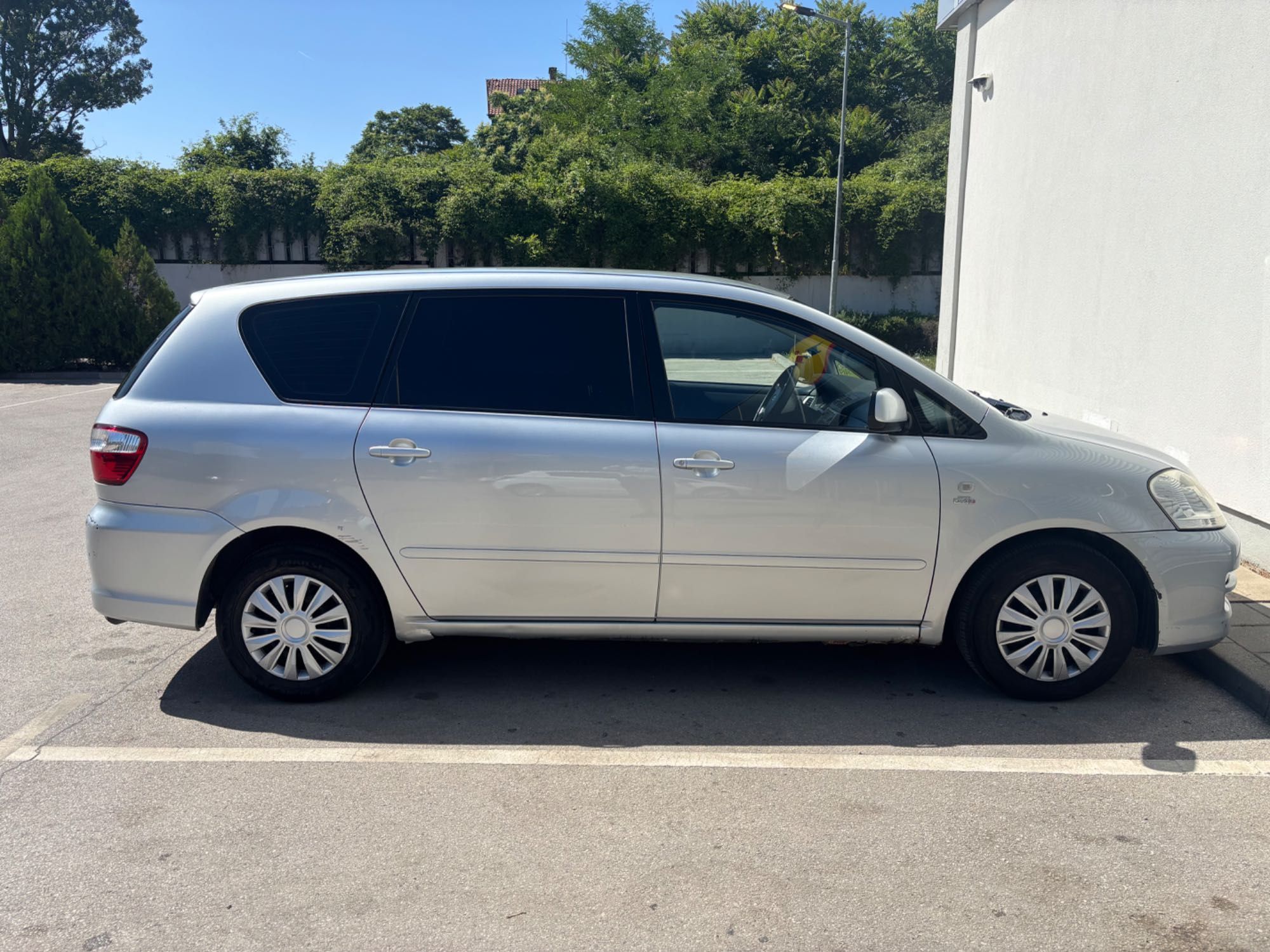 Toyota Avensis Verso