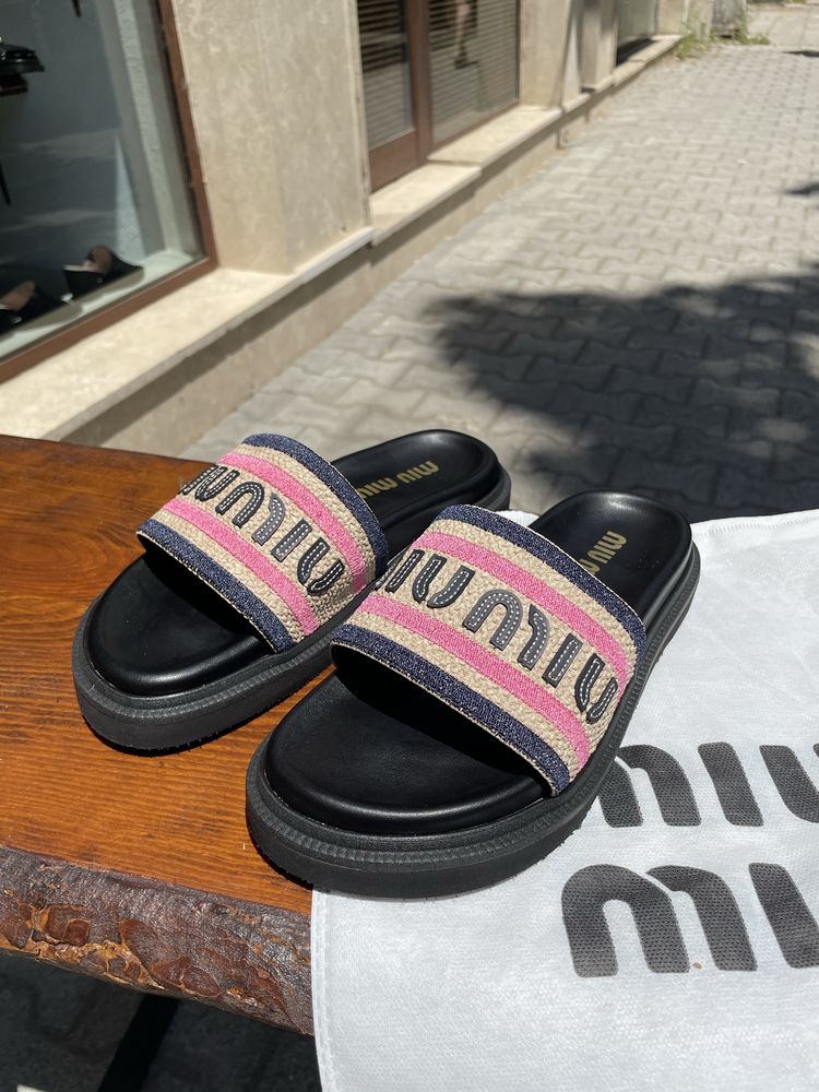 Miu miu дасмки чехли 2 цвята