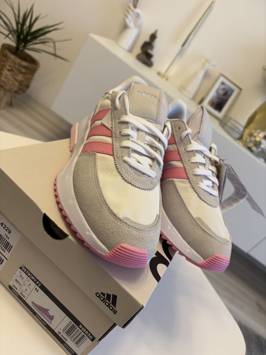 Vand adidasi originali Adidas 40 2/3