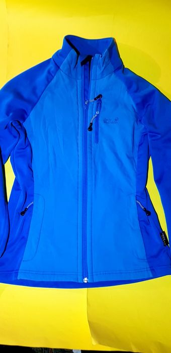 Jack wolfskin  stormlock  дамска спортна горница