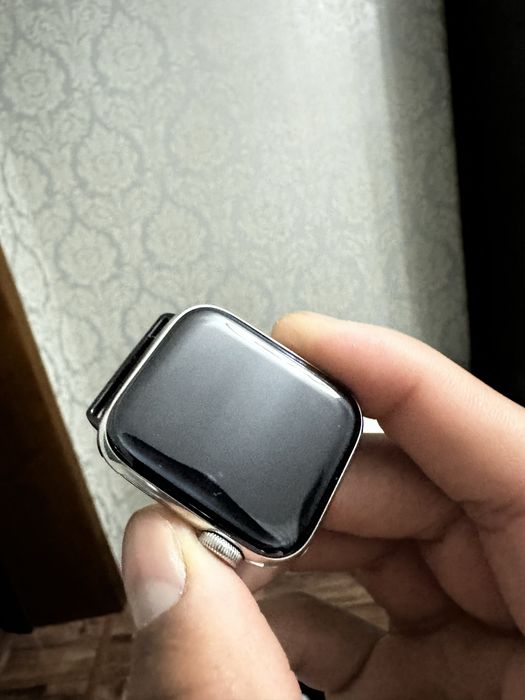Продается Apple Watch 6 series 44 mm Аккум 100 новый