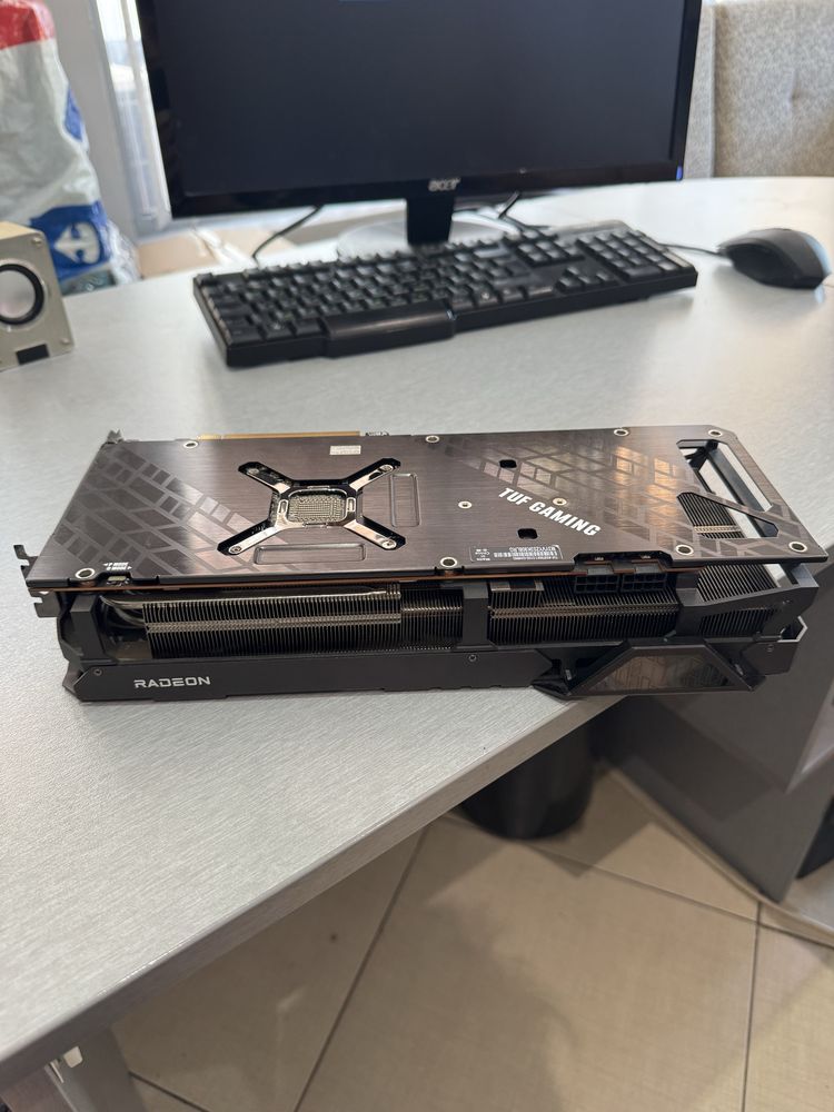 ASUS TUF Rx 6700 XT - като нова