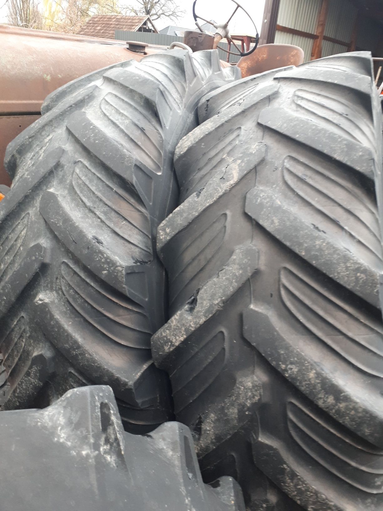 Cauciucuri 480/70R34 şi 420/85R34=16 9 R 34 Continental şi Kleber