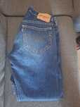 Blugi Levi's dama