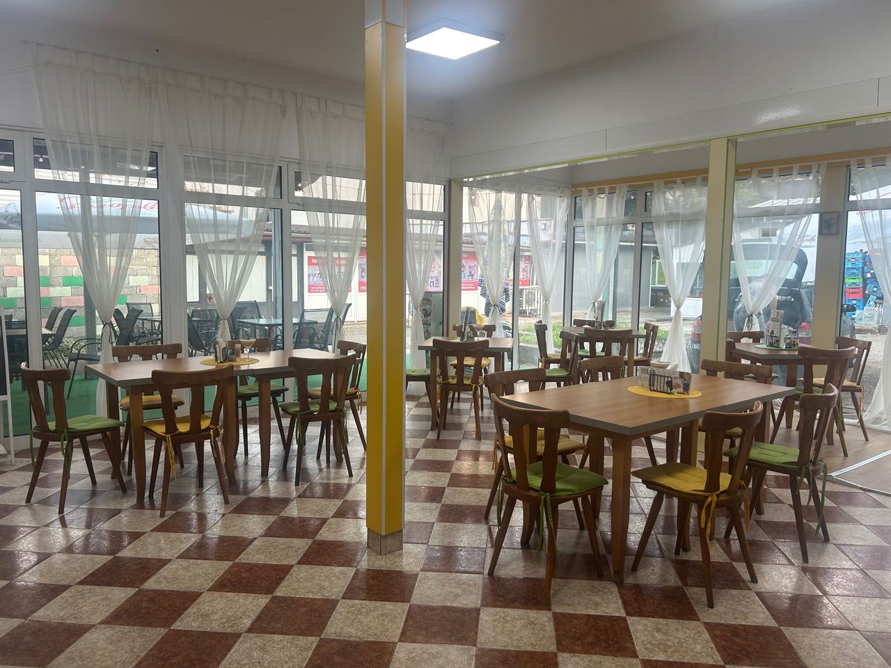 Продава се Заведение в Берковица - 200 кв.м за 51 €/кв.м - Снимка #7