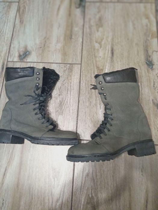Bocanci piele inblaniti Nr 40