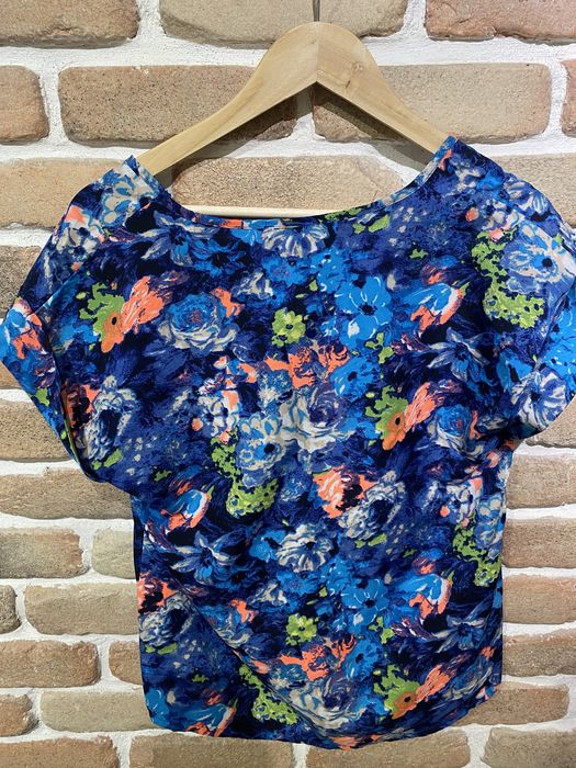 bluza multicoloră deosebita