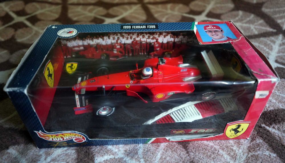 Ferrari F399 1999 M. Schumacher 1/18