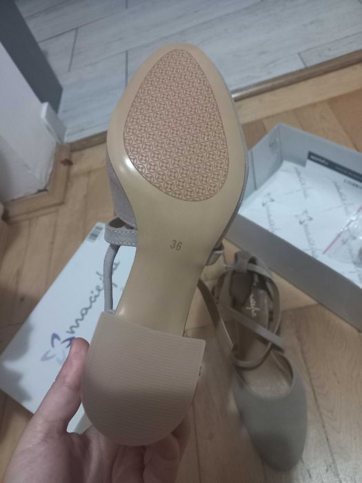 Pantofi dama din piele cu toc bej noi 36