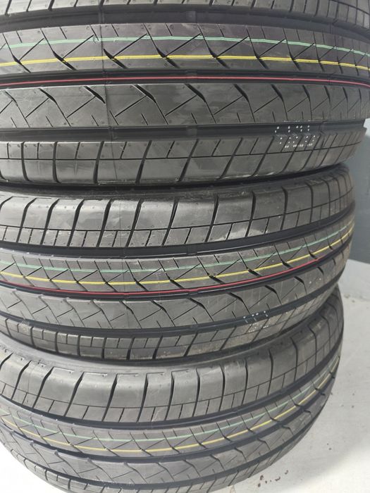 Anvelope bridgestone 225/65/R16C