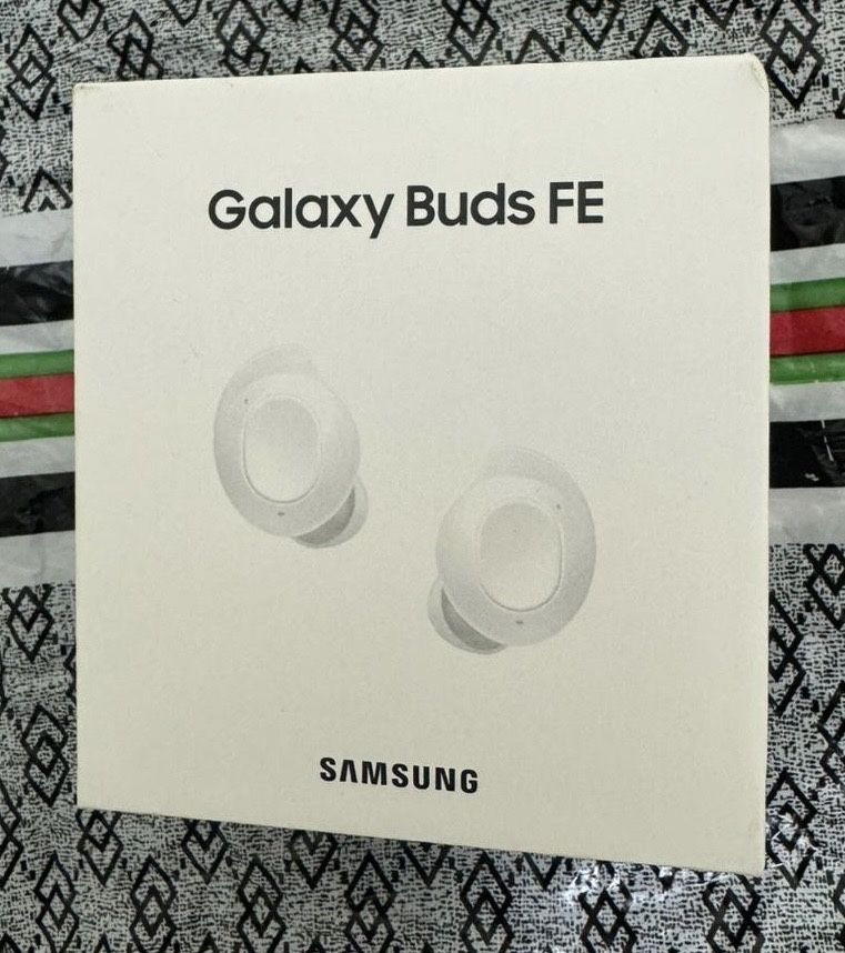 Наушники Samsung Galaxy Buds FE