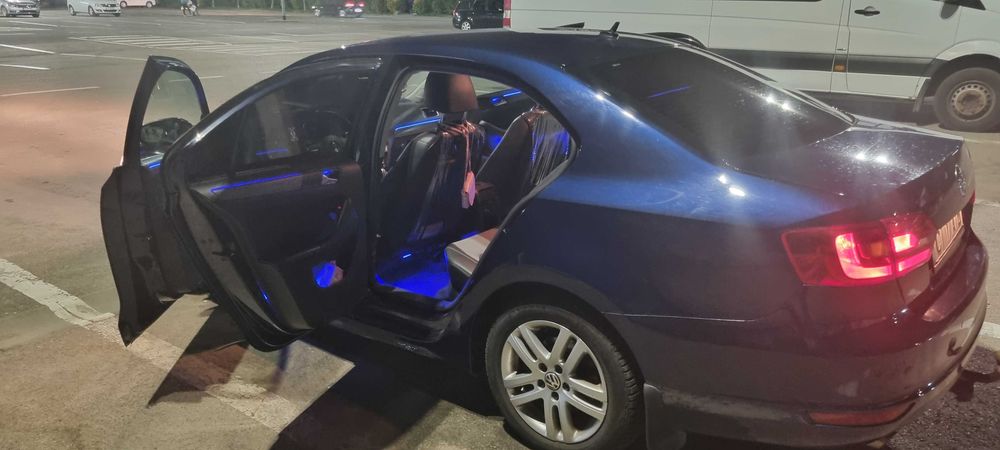 Volkswagen Jetta an 2012, 1.6 TDI,105 CP, DSG2 7+1