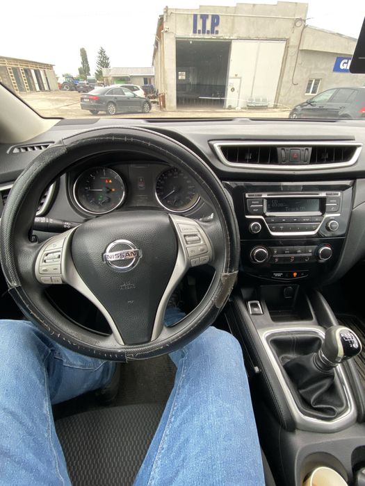 Nissan qashqai 1.6 diesel 4x4 130 cai 2016