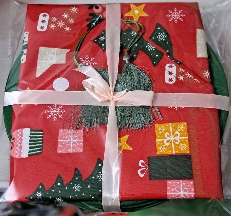 Новогодный скатерт и раннер