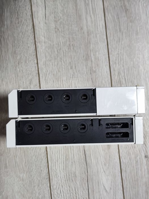 Nintendo Wii – 2 console fără accesorii, pentru piese sau reparație