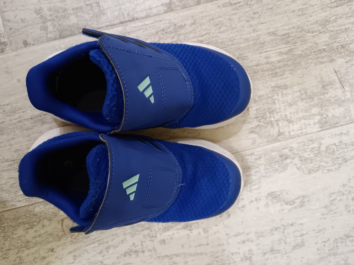 Детски маратонки Adidas 27