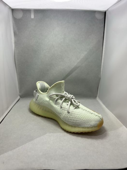 Adidas Yeezy Boost 350 V2 “Hyperspace” – ЧИСТО НОВИ!