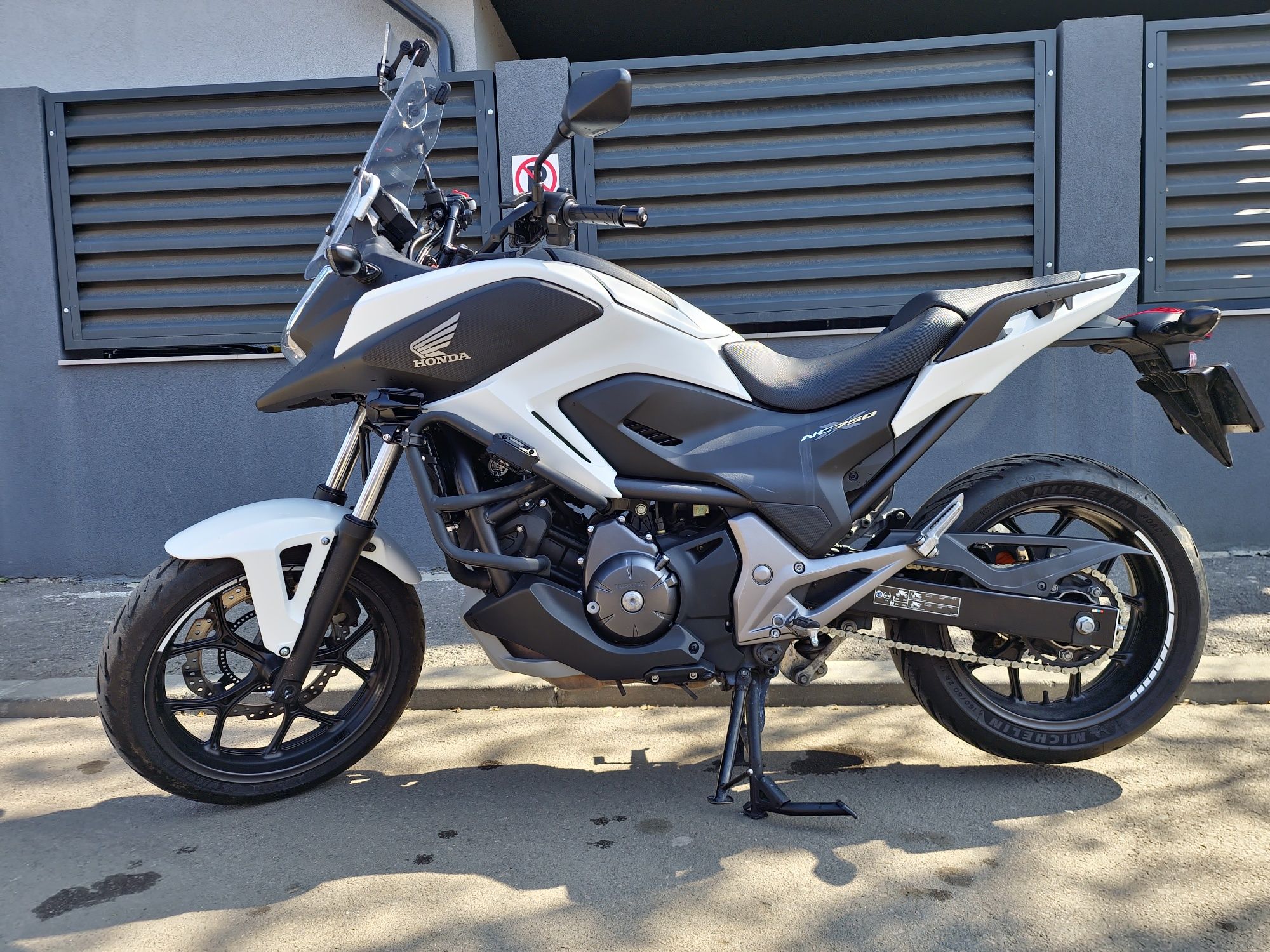 Honda NC 750X DCT (cutie de viteze automată) cu ABS,  2015