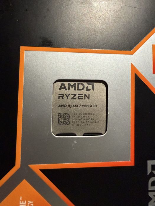 Ryzen 7 9800x3d in garantie (emag)