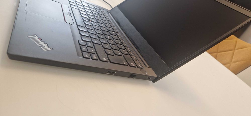 Лаптоп Lenovo ThinkPad E14 I5/14/16/256