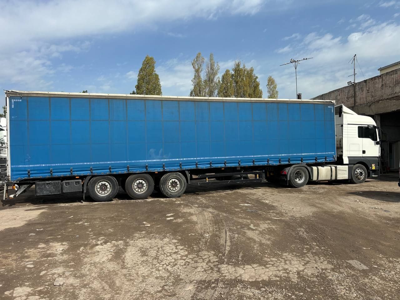 MAN TGX/Kassbohrer Maxima