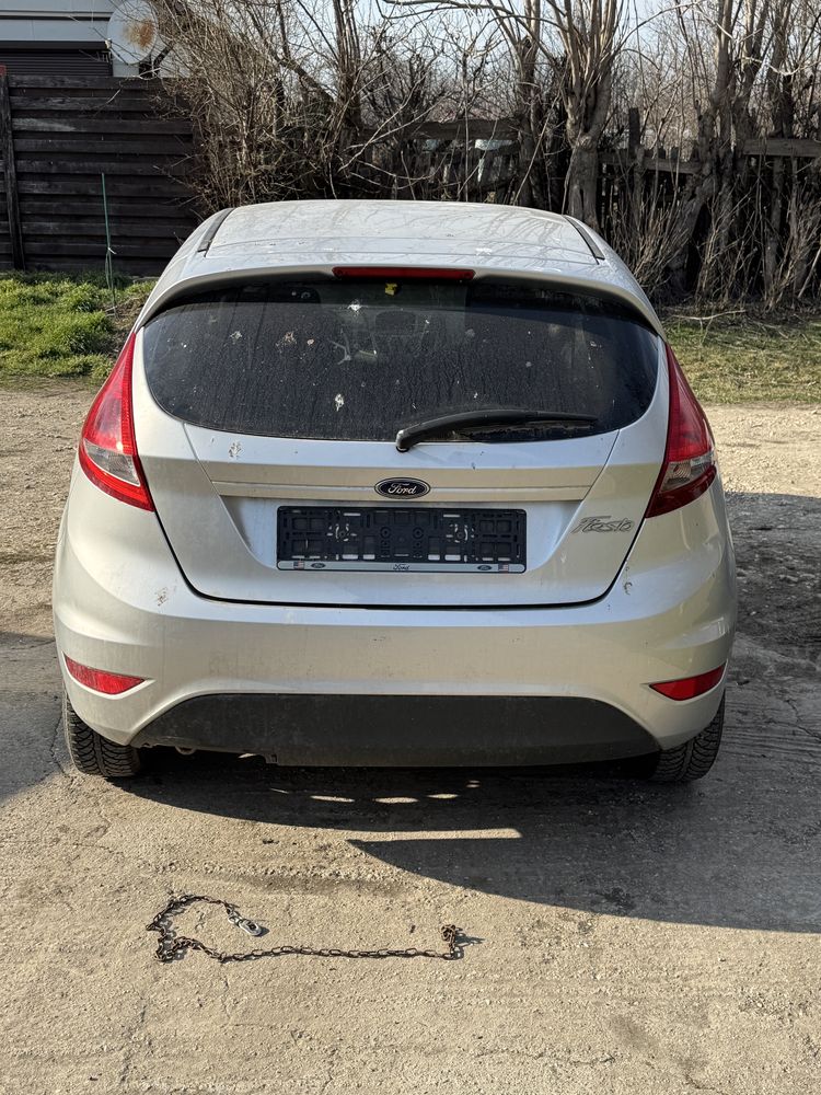 Dezmembrez Ford Fiesta 2008-2014 1.3 benzina euro 5