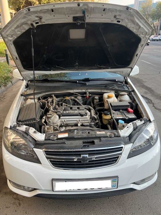 Продаётся Gentra 1.5 / декабрь 2021г / цвет белый / пробег 68 000 км