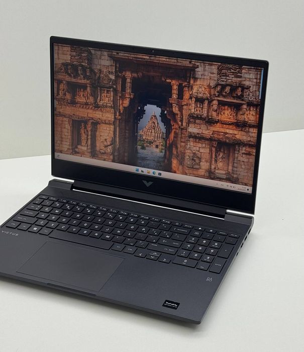 Victus 15  i5 12450h + 16gb DDR4 3200 + rtx 3050 4gb