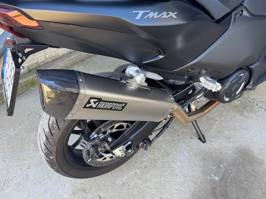 Tmax 560 toba dominator