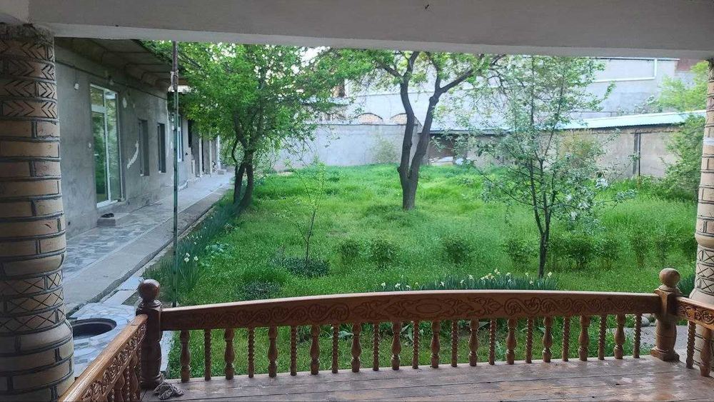 10 сотих уй сотилади