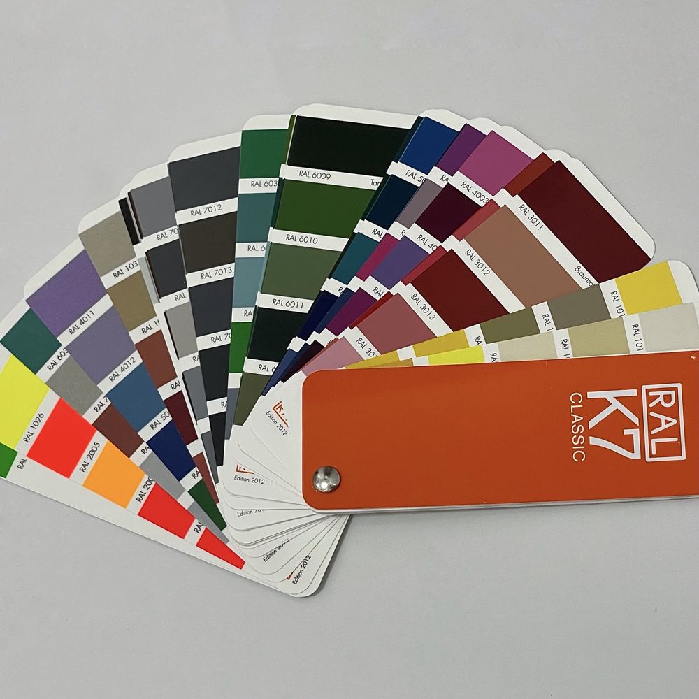 Каталоги PANTONE