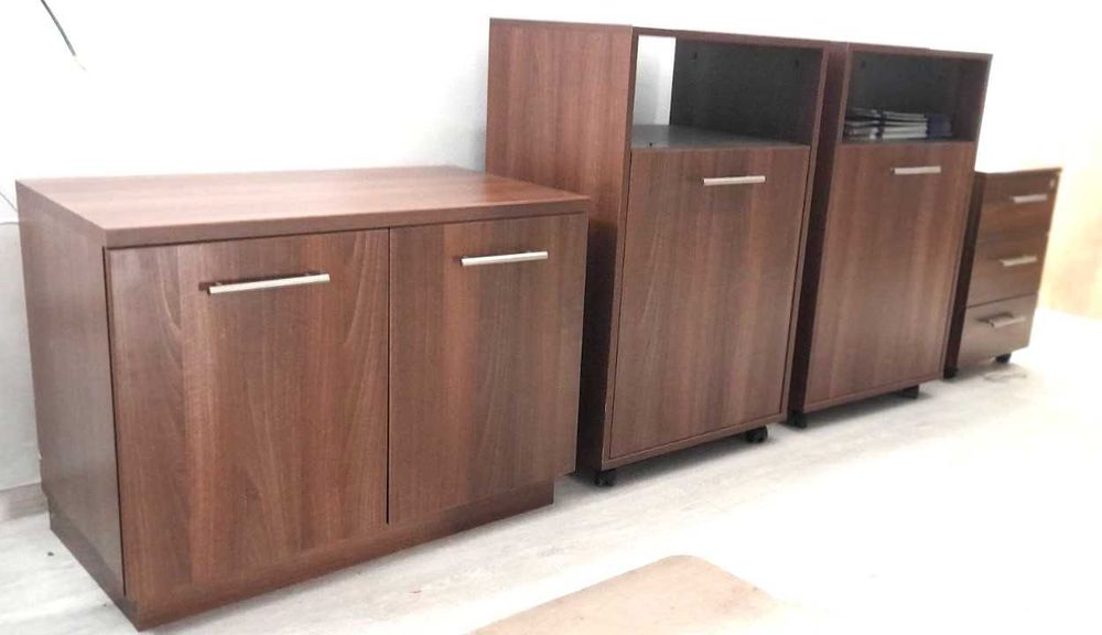 Спешно, мебели от ЛПДЧ с мел. покритие, само лично предаване