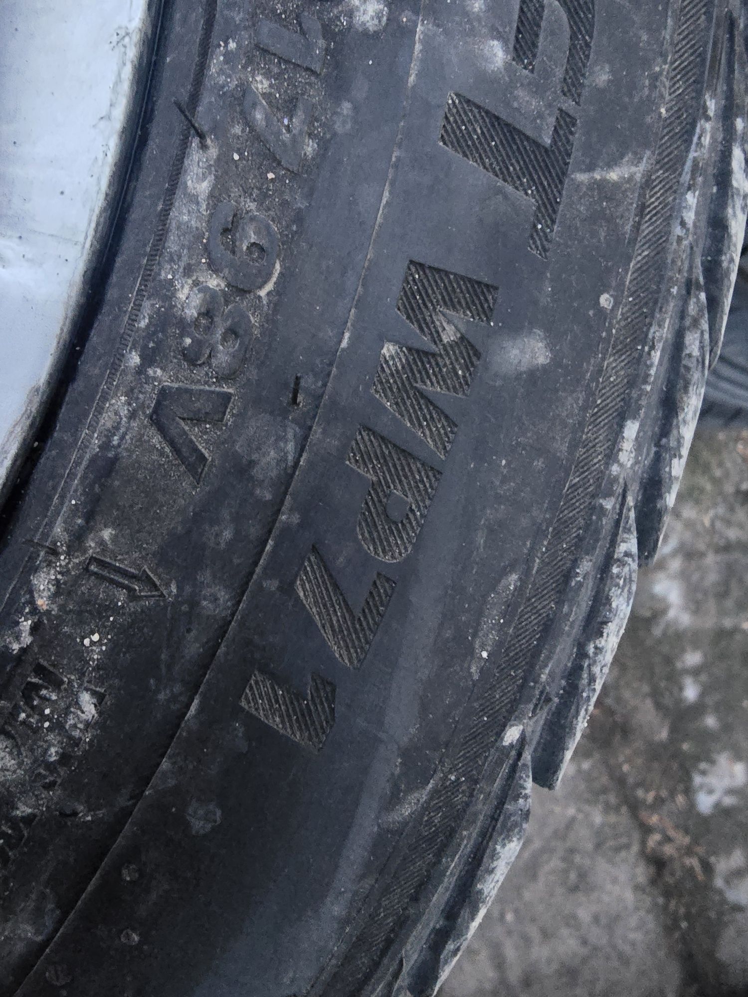 2255017 Kumho WP71