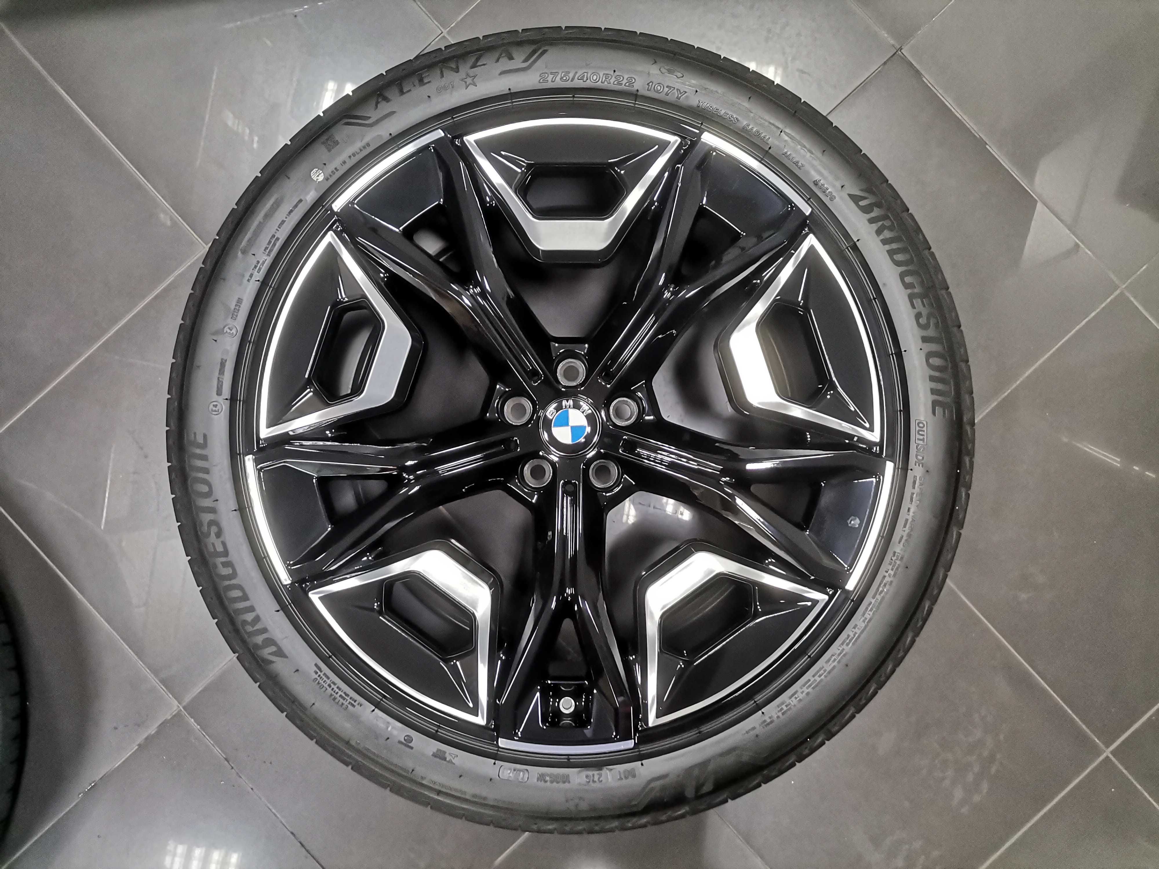 Отлични 22" Джанти BMW Style 1020 БМВ iX i20 Гуми Датчици