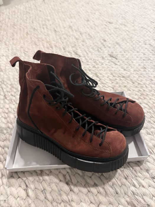 Ghete piele intoarsa