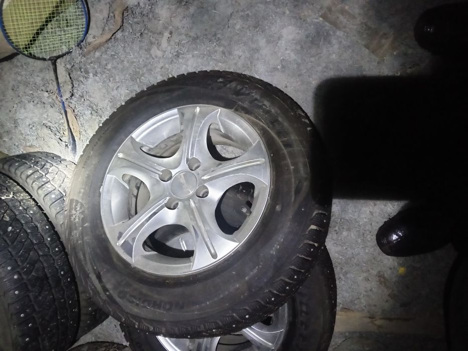 Титанка сатам пакрышкасымен 2 ай журилген 185/70 R14