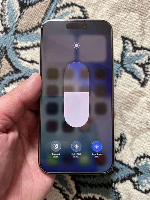 iPhone 15 Pro 128GB Natural Titanium 770$