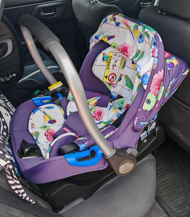 Sistem Cosatto 3 în 1 cu bază ISOFIX - Cărucior + Landou + Scoică