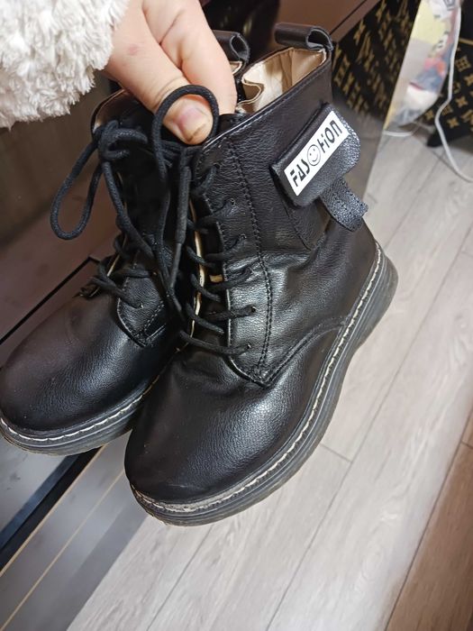 Детски кожени боти