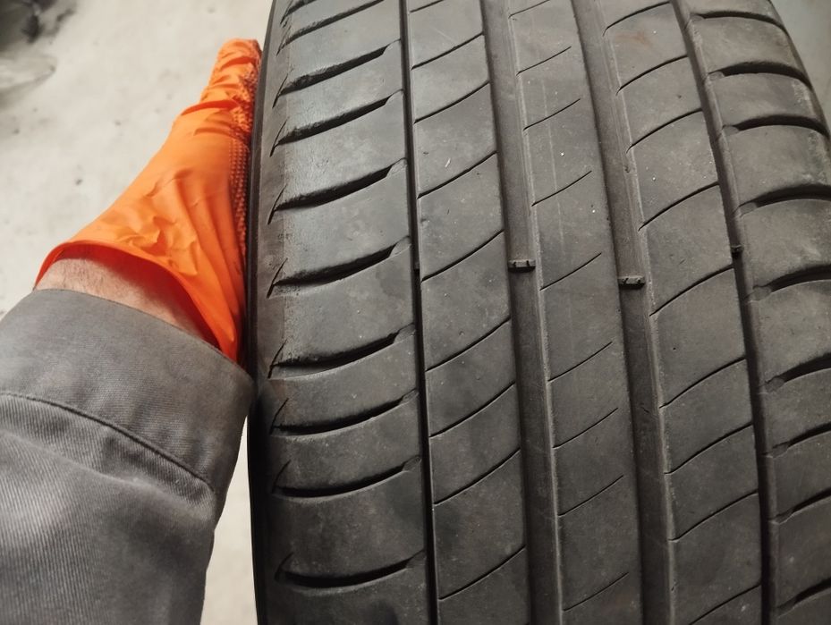 Anvelope vara 215/55r18/99V. 4Buc
