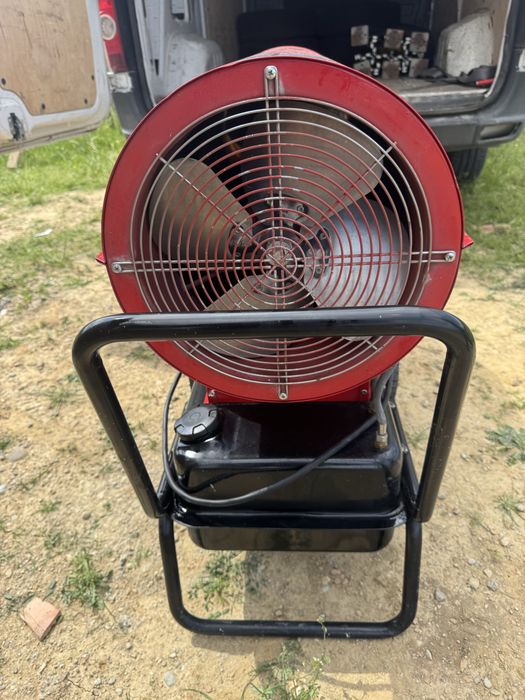 ARCOTHERM GE 65 Tun aer cald pe motorina, 69.3Kw/ora